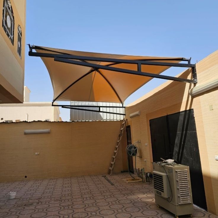 مظلات حديثة للفلل والاستراحات